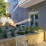 Hotel Deluxe 2*