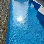 Deluxe Ξενοδοχείο