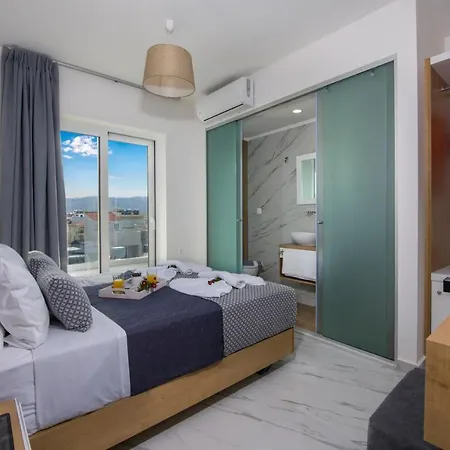 Hotel Deluxe 2*