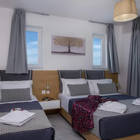 Deluxe Hotel La Canea