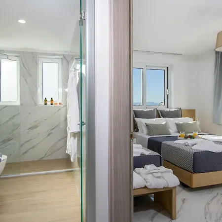 Deluxe Hotel 2*