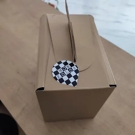 Deluxe 2*