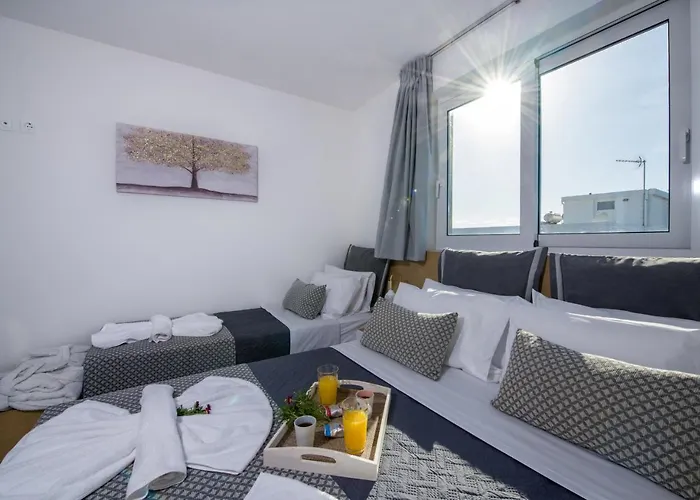 Deluxe Chania (Crete)